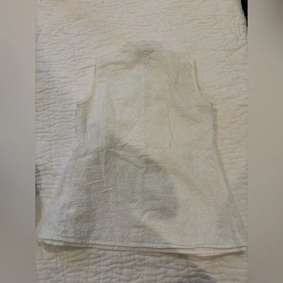 Kiel James Patrick White Eyelet Sleeveless Top - Picture 7 of 7